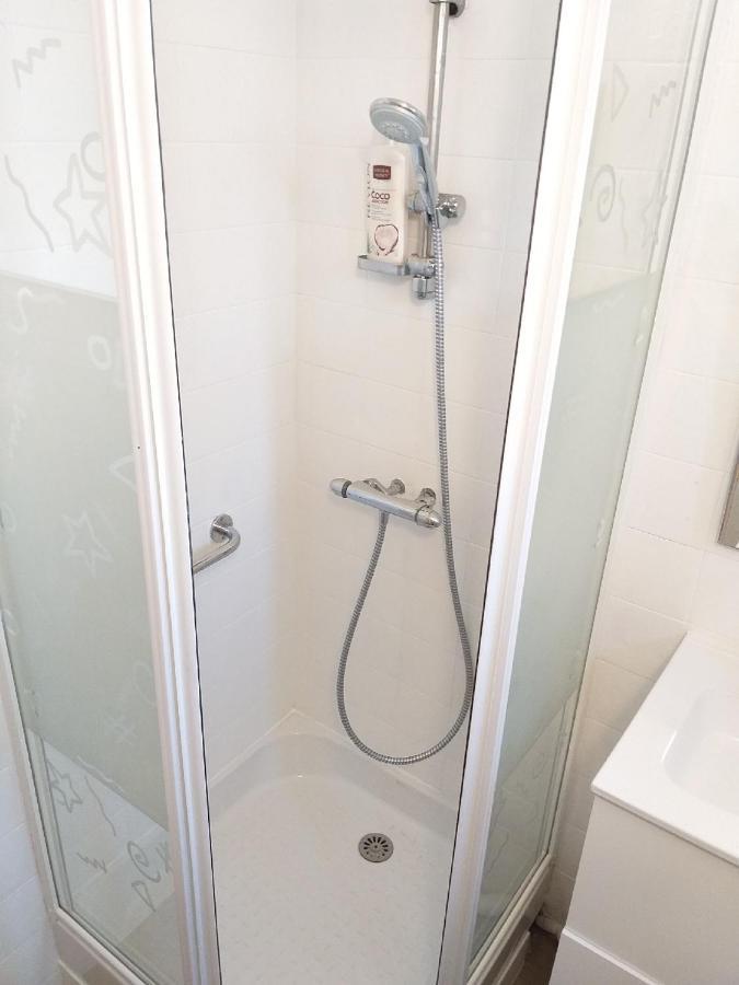 Aux Alyscamps Apartment Арл Екстериор снимка