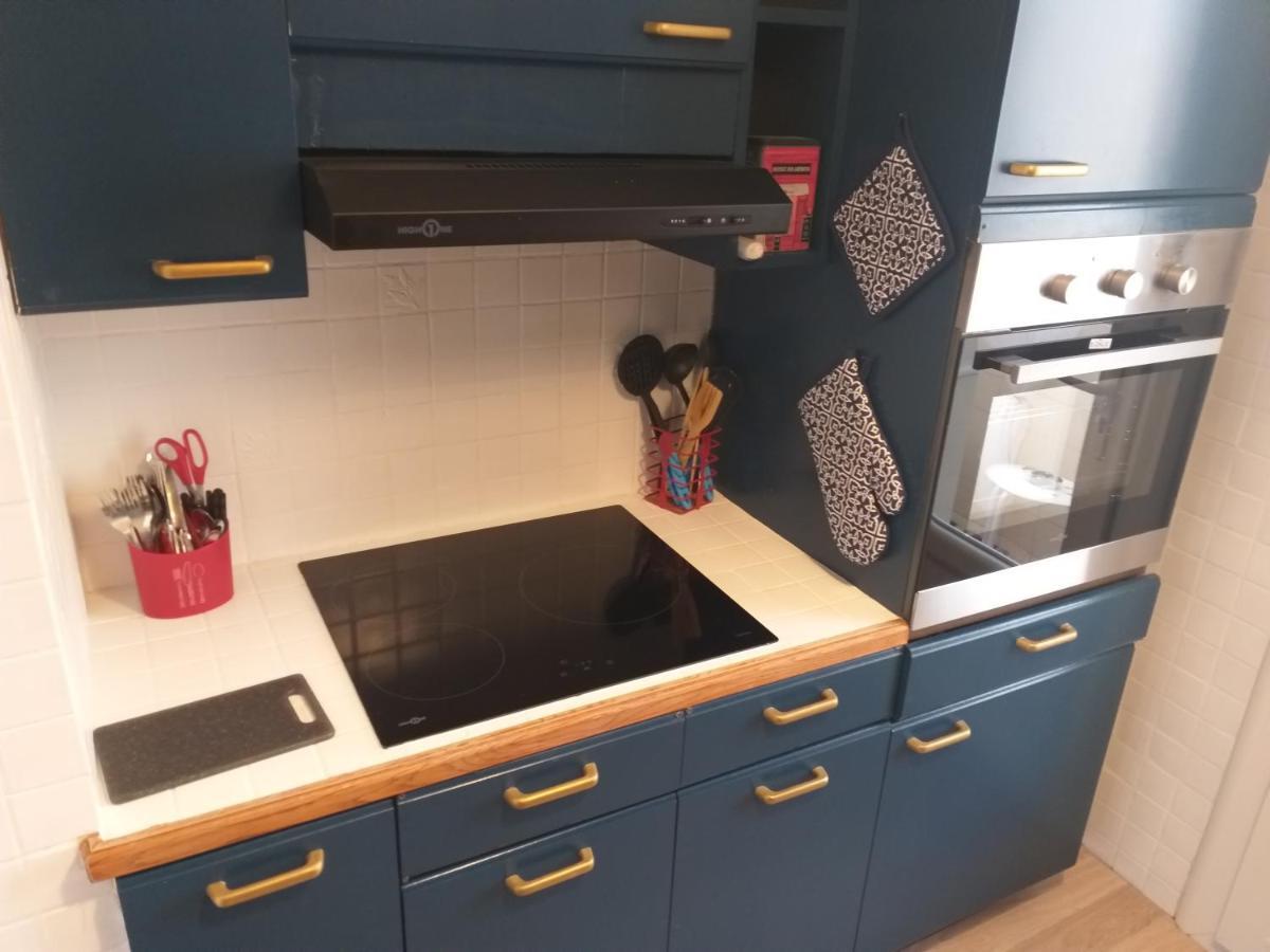 Aux Alyscamps Apartment Арл Екстериор снимка
