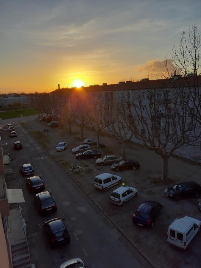 Aux Alyscamps Apartment Арл Екстериор снимка